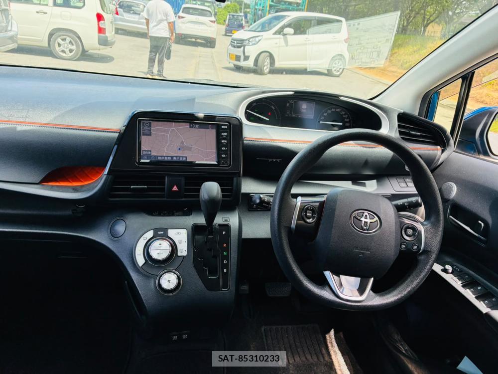 Toyota SIENTA 2019-06 8162556-13