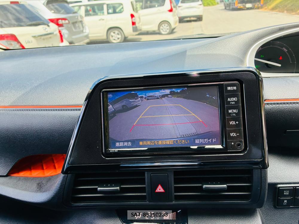 Toyota SIENTA 2019-06 8162556-17
