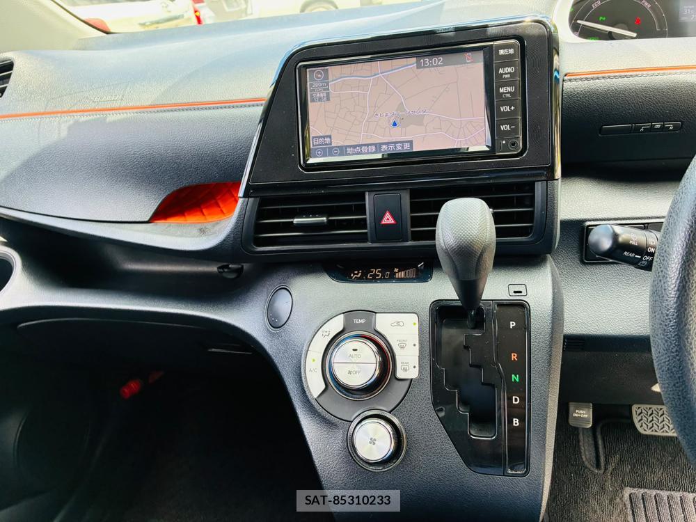 Toyota SIENTA 2019-06 8162556-18