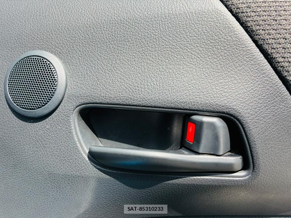 Toyota SIENTA 2019-06 8162556-19