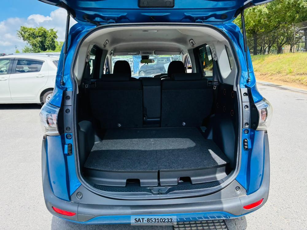 Toyota SIENTA 2019-06 8162556-24