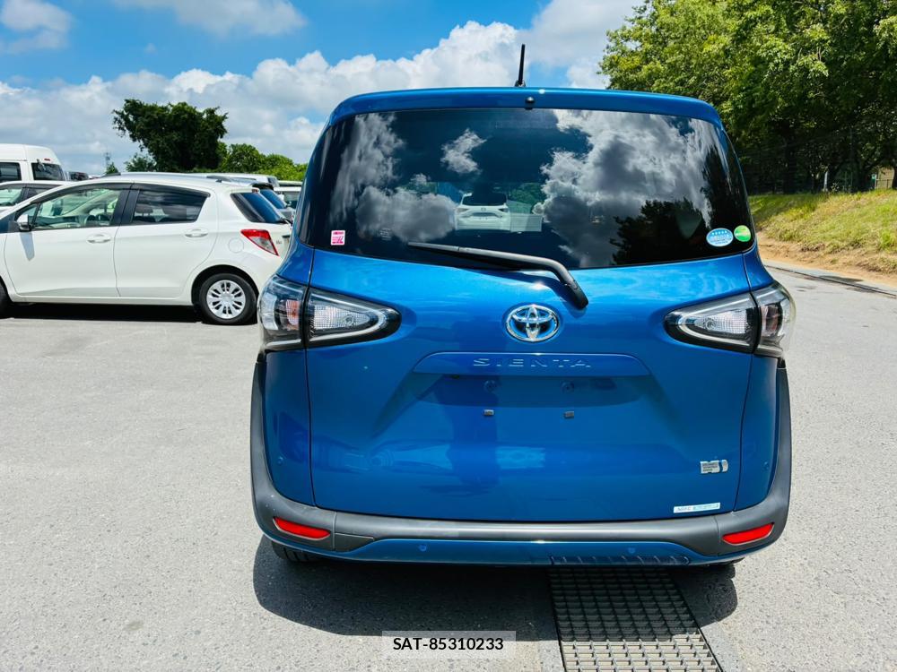 Toyota SIENTA 2019-06 8162556-3