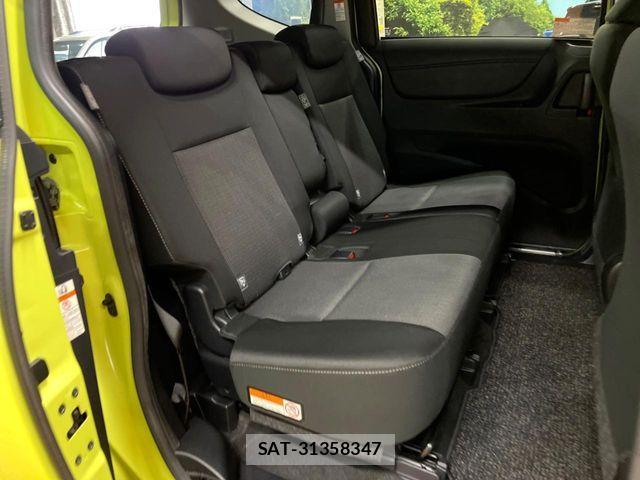 Toyota SIENTA 2018-11 8337848-9