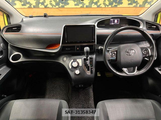 Toyota SIENTA 2018-11 8337848-1