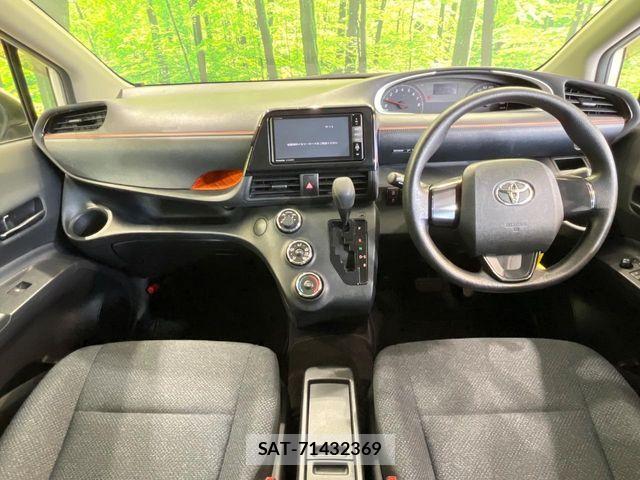 Toyota SIENTA 2015-09 8337858-1