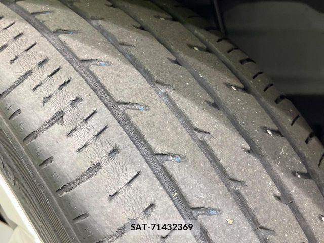 Toyota SIENTA 2015-09 8337858-19