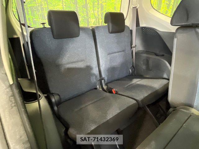 Toyota SIENTA 2015-09 8337858-7