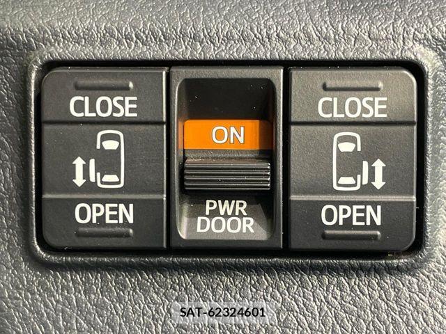 Toyota SIENTA 2018-12 8337844-5