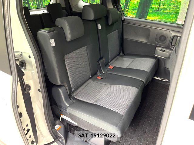 Toyota SIENTA 2024-02 8337839-9