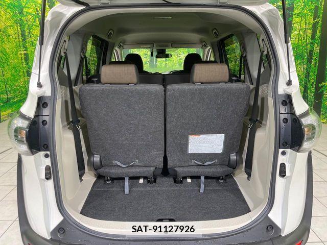 Toyota SIENTA 2017-06 8337845-10