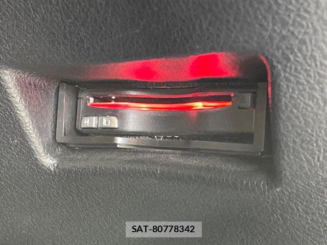 Toyota SIENTA 2020-03 8337843-6
