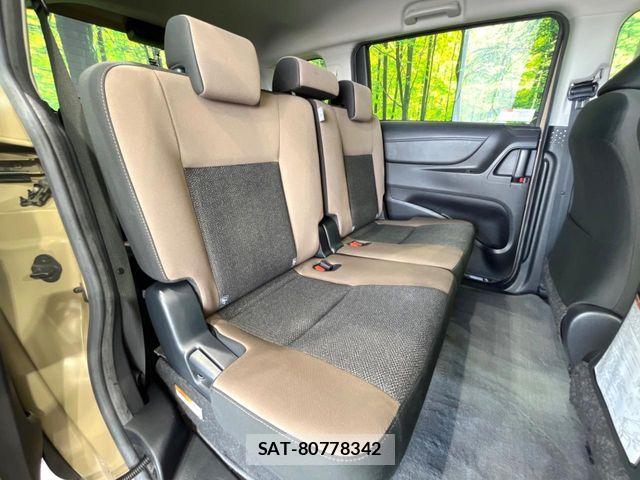 Toyota SIENTA 2020-03 8337843-8