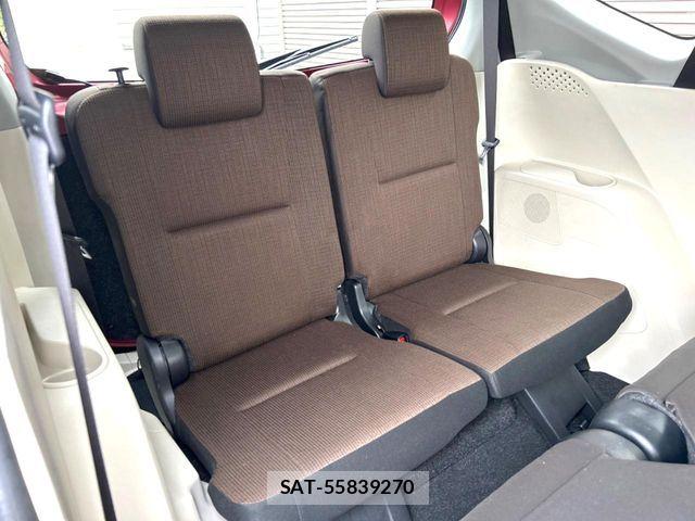 Toyota SIENTA 2017-07 8337856-9