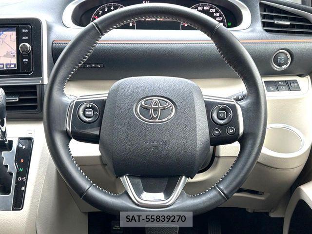 Toyota SIENTA 2017-07 8337856-11