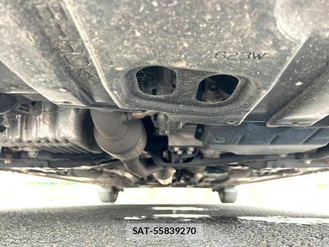 Toyota SIENTA 2017-07 8337856-19
