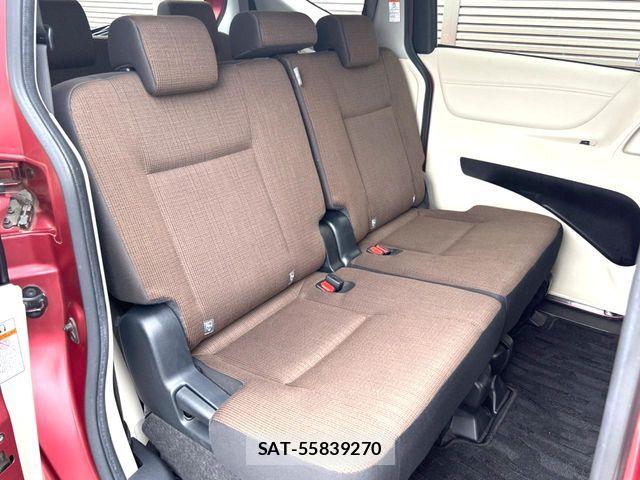 Toyota SIENTA 2017-07 8337856-8