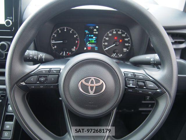 Toyota SIENTA 2026-07 8337840-12