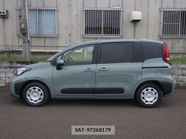 Toyota SIENTA 2026-07 8337840-18