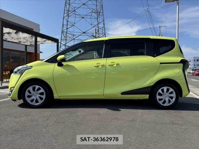 Toyota SIENTA 2015-12 8337859-10
