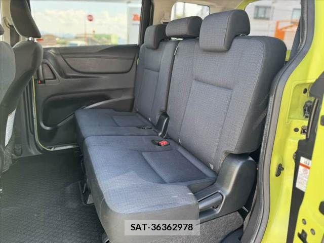 Toyota SIENTA 2015-12 8337859-17
