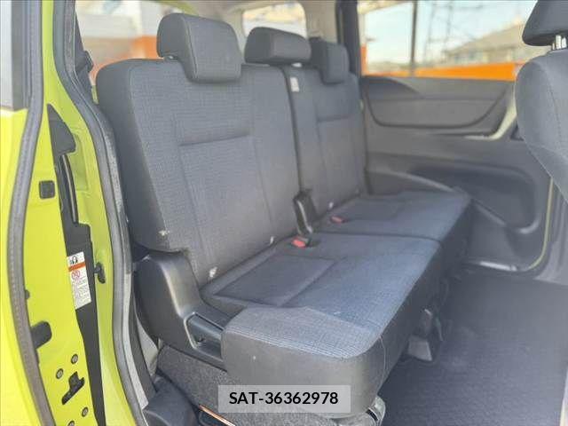 Toyota SIENTA 2015-12 8337859-18