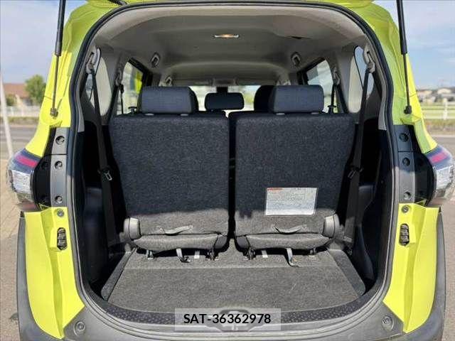 Toyota SIENTA 2015-12 8337859-19