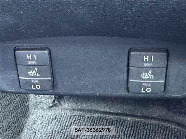 Toyota SIENTA 2015-12 8337859-26