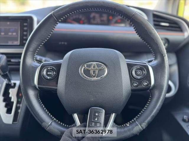 Toyota SIENTA 2015-12 8337859-6