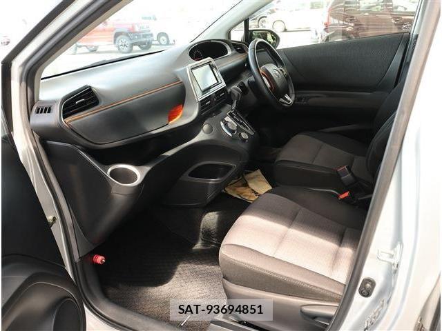 Toyota SIENTA 2020-01 8337846-14