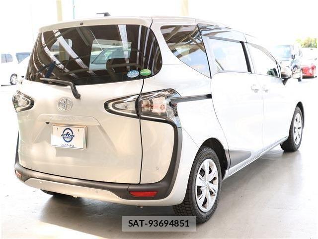 Toyota SIENTA 2020-01 8337846-5