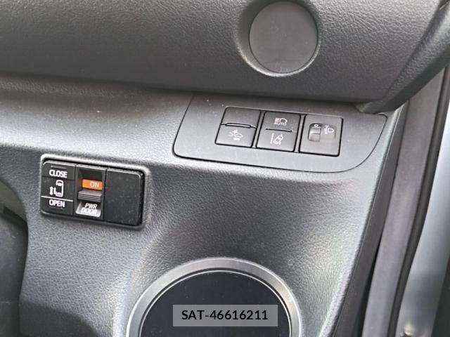 Toyota SIENTA 2019-07 8337851-18