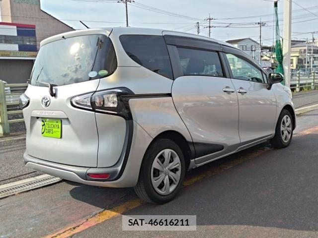 Toyota SIENTA 2019-07 8337851-1