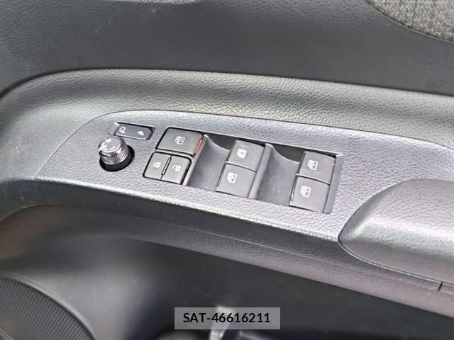 Toyota SIENTA 2019-07 8337851-19