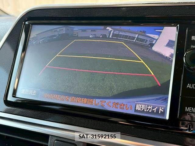 Toyota SIENTA 2016-02 8337855-3