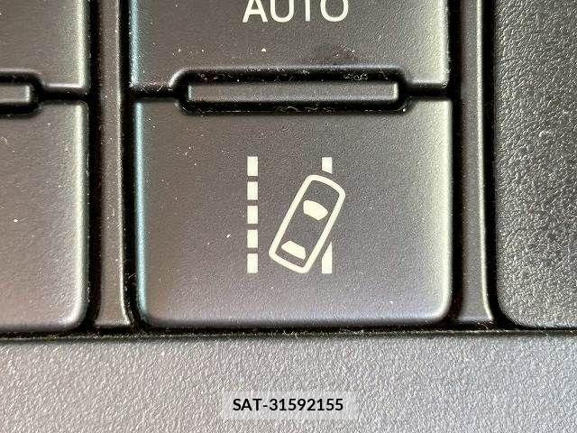 Toyota SIENTA 2016-02 8337855-5