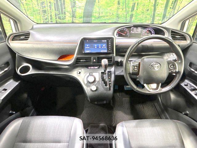 Toyota SIENTA 2018-06 8337847-6