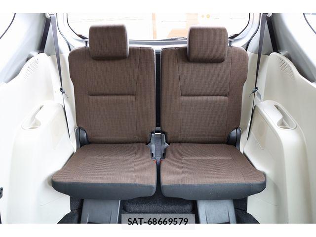 Toyota SIENTA 2015-09 8337852-13