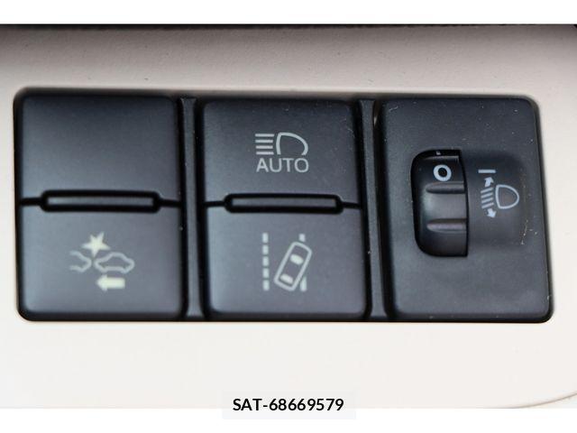 Toyota SIENTA 2015-09 8337852-20