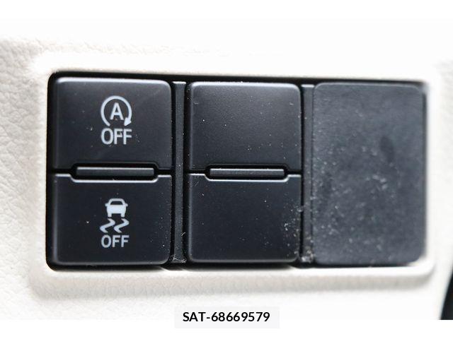 Toyota SIENTA 2015-09 8337852-22