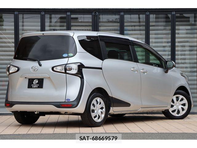 Toyota SIENTA 2015-09 8337852-2
