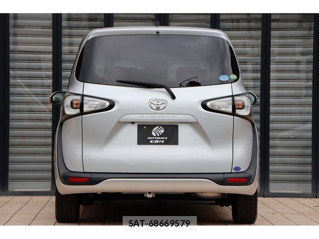 Toyota SIENTA 2015-09 8337852-6