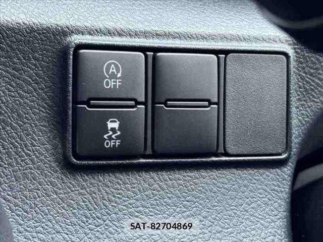 Toyota SIENTA 2017-11 8337857-24