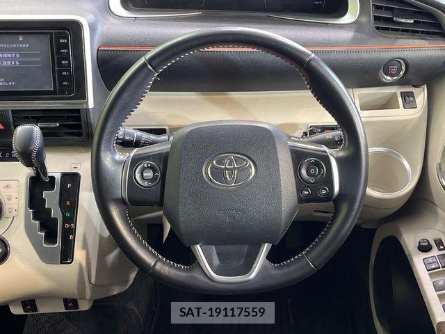 Toyota SIENTA 2015-10 8337853-11