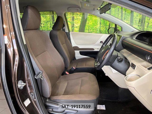 Toyota SIENTA 2015-10 8337853-7