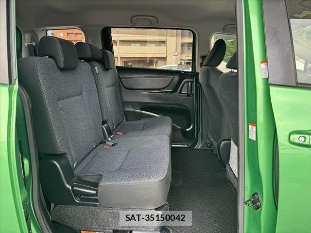 Toyota SIENTA 2016-01 8337860-16