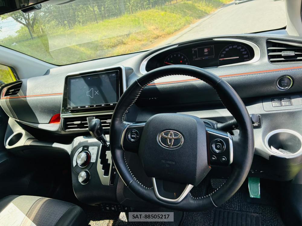 Toyota SIENTA 2019-07 8252487-14