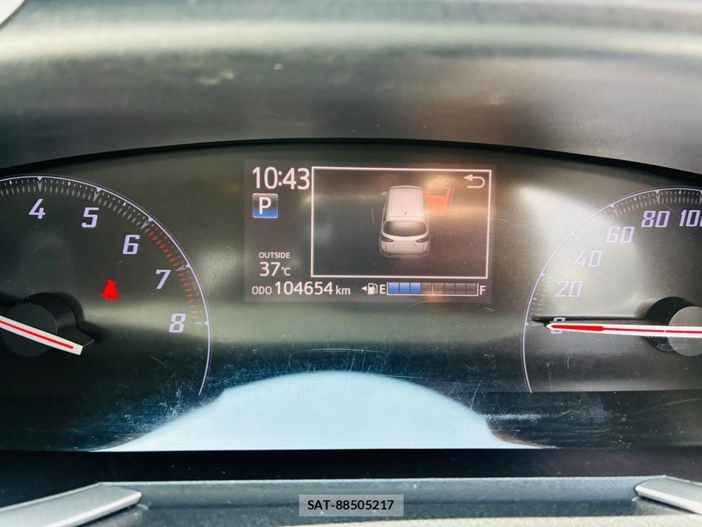 Toyota SIENTA 2019-07 8252487-15