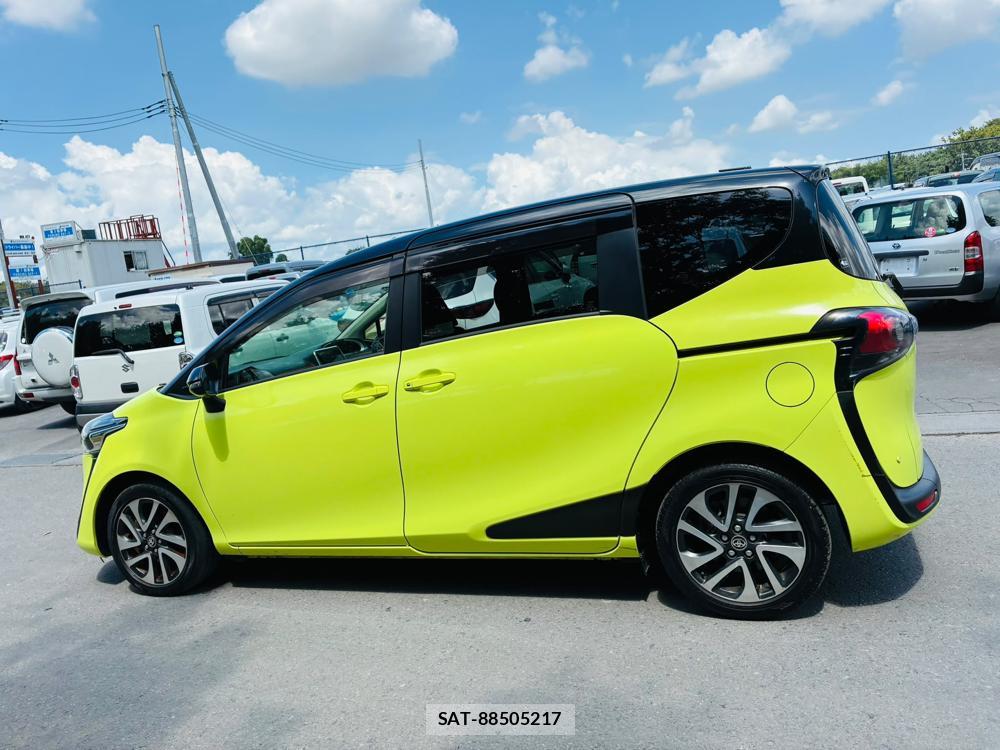 Toyota SIENTA 2019-07 8252487-1