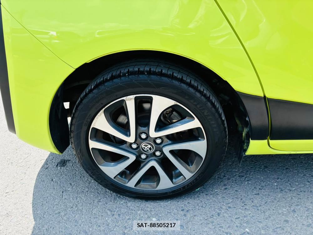 Toyota SIENTA 2019-07 8252487-26