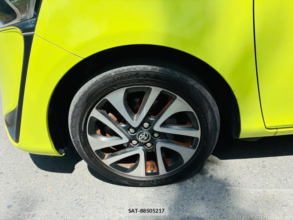 Toyota SIENTA 2019-07 8252487-28